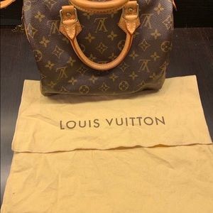 Louis Vuitton Speedy 25